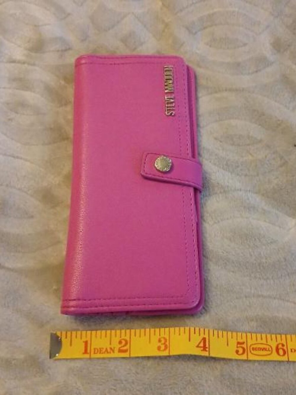Steve Madden pink wallet